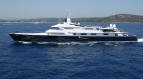 Yacht�THE ONE